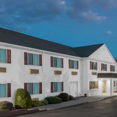 ซูเปอร์ 8 บาย วินด์แฮม เวบส์เตอร์/โรเชสเตอร์ Hotel Webster ภายนอก รูปภาพ